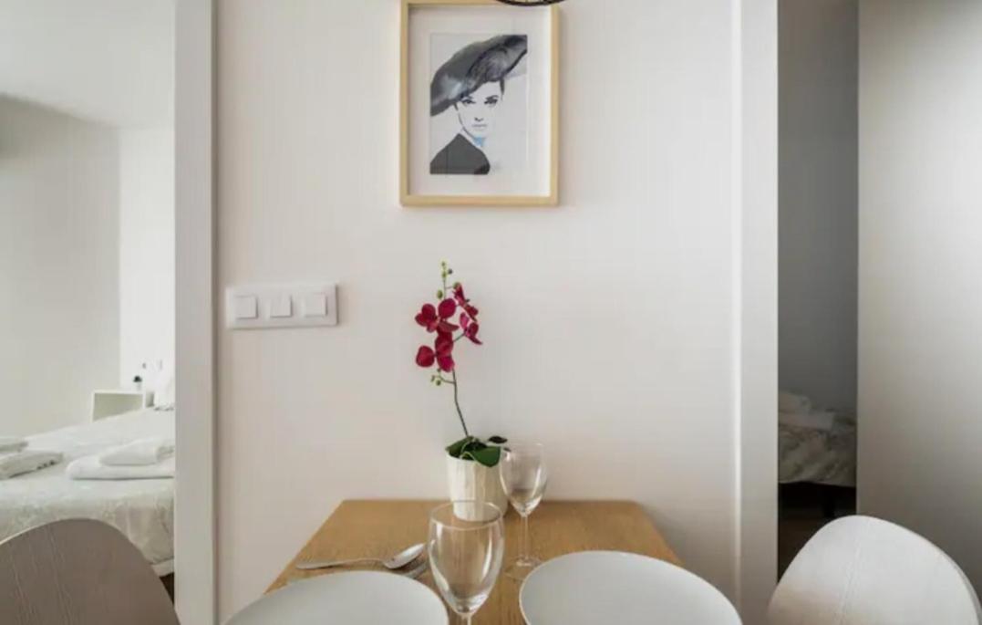 Apartment Close To The Beach Sant Adrià de Besòs Kültér fotó